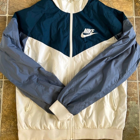 Nike Jackets & Blazers - Nike Windrunner